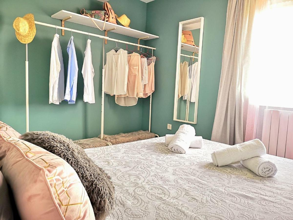 Appartamento La Balconada De La Aljaferia Con Parking Privado Saragozza Esterno foto